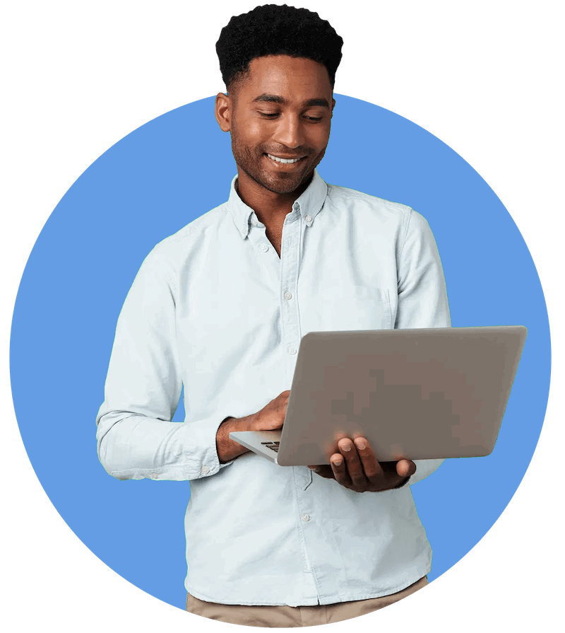 Learner starting a course on a laptop